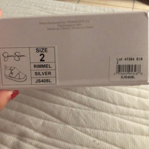 Jessica Simpson silver shoes - Picture 5 of 5